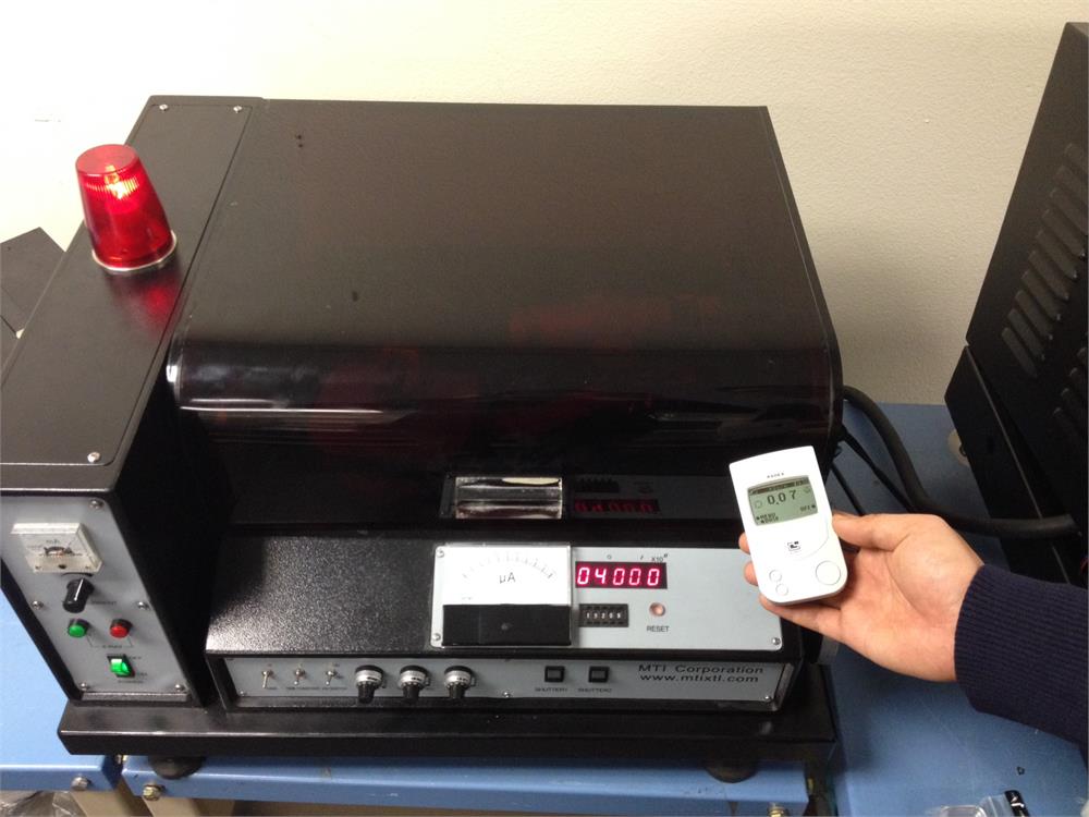 Portable High Accuracy Digital Geiger Counter / Dosimeter - RD-15-LD