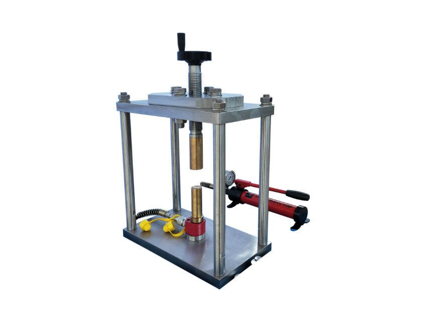 5T Hydraulic Lab Press for Preparing Sample under Magnetic Field - YLJ-5T-MG