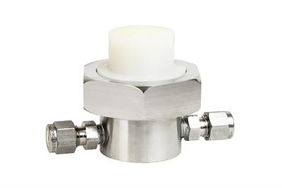 Trace Oxygen Analyzer (0 - 1000ppm) with KF40 & Flow Housings - W1000