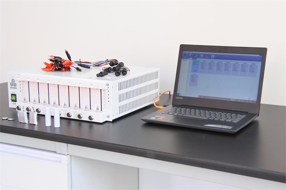 8 Channel Battery Analyzer (2-1000 mA, 5V) w/ Laptop & Software - BST8-1A